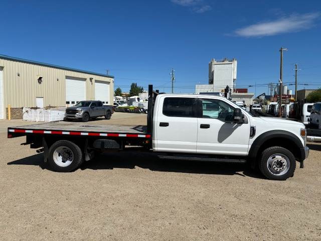 Flatbed trucks ford f 550 48125768