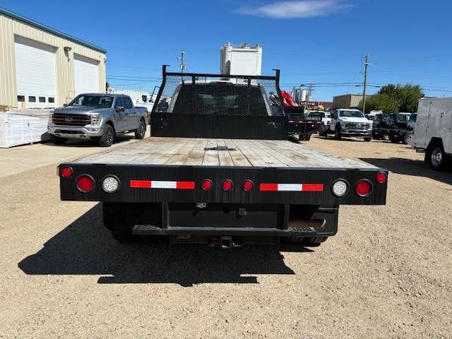 Flatbed trucks ford f 550 48125770