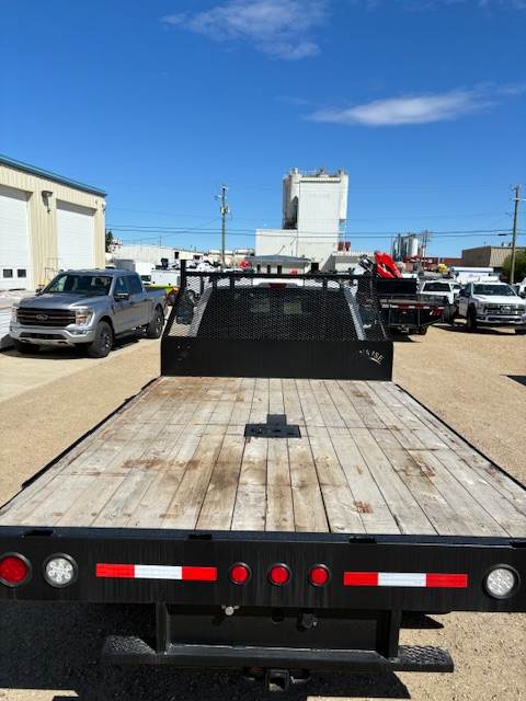 Flatbed trucks ford f 550 48125771