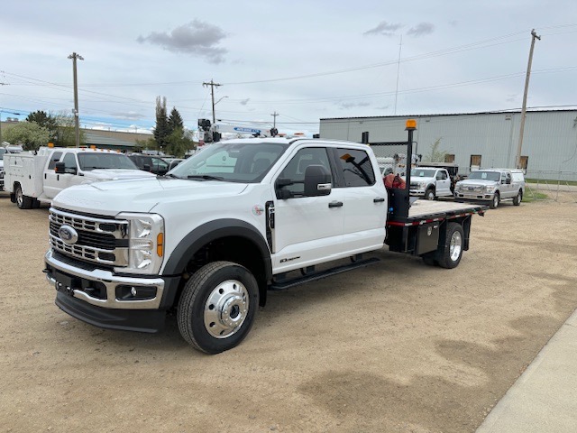 2024 Ford F550 Crew Cab XLT 4x4 Diesel 11 ft Flat Deck