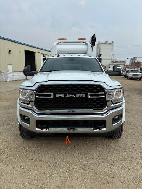 Mechanic utility service trucks ram 5500 50532006