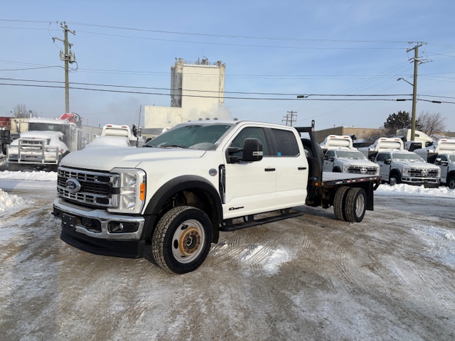 2023 Ford F550 Crew Cab diesel 11 ft flat deck