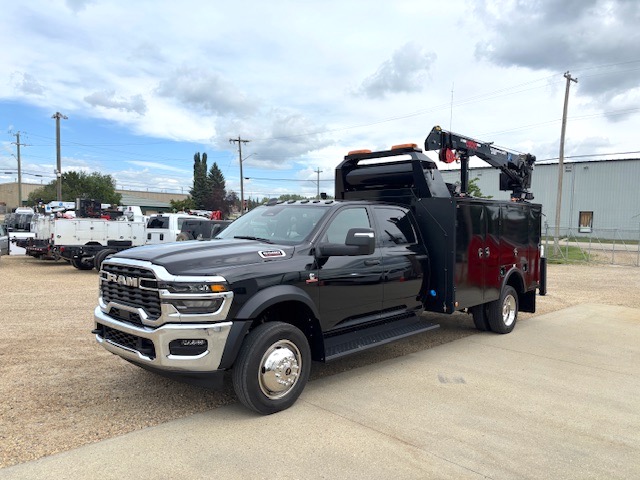 2025 Ram 5500 Crew Cab 4x4 Service Truck