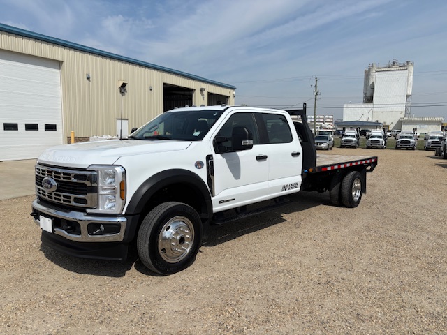 2024 Ford F550 Crew Cab 4x4 Deck Truck