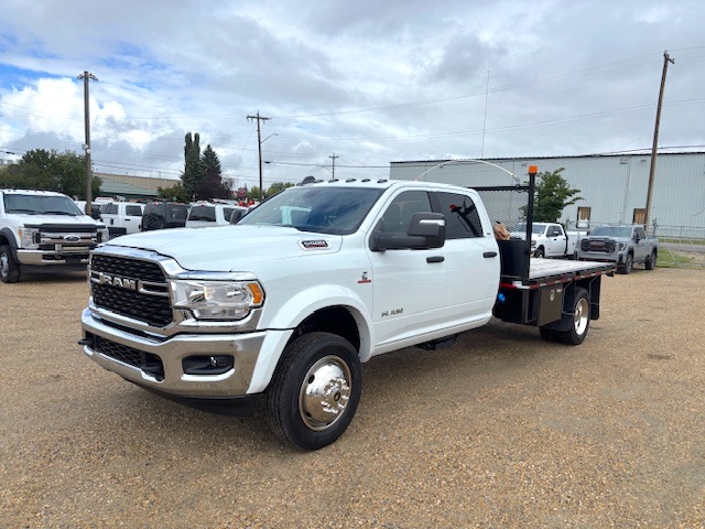 2024 Ram 5500 Crew Cab SLT 4x4 Diesel Deck Truck