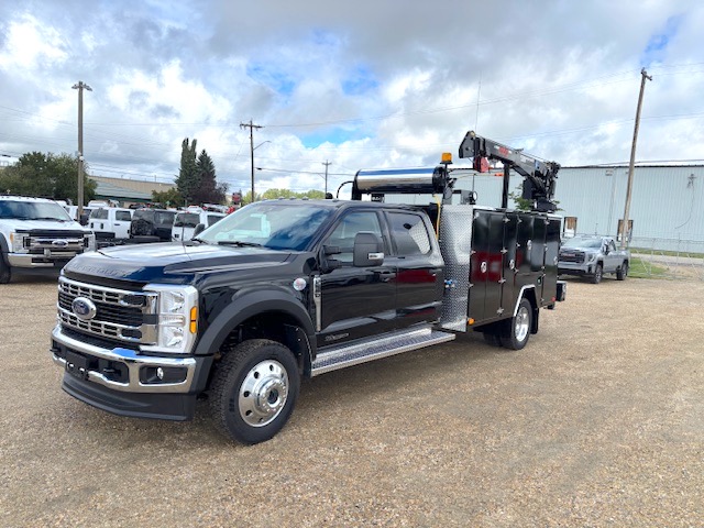 2025 Ford F550 Crew Cab XLT 4x4 Diesel Service Truck