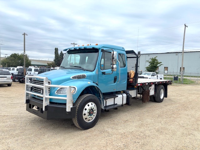 2011 Freightliner M2106 Deck Truck