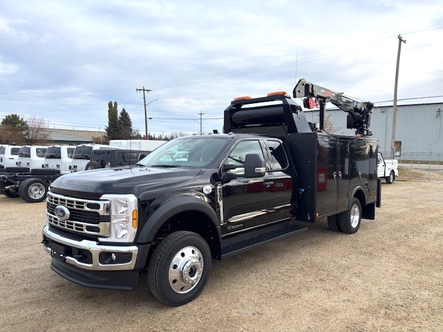 2025 Ford F550 Supercab XLT 4x4 Service truck diesel