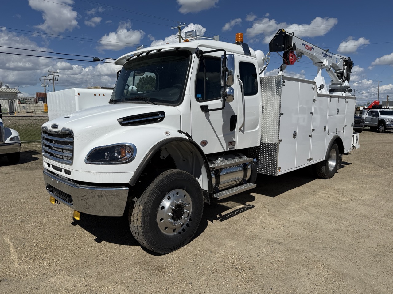 2026 Freightliner M2016 4x4 Service Truck