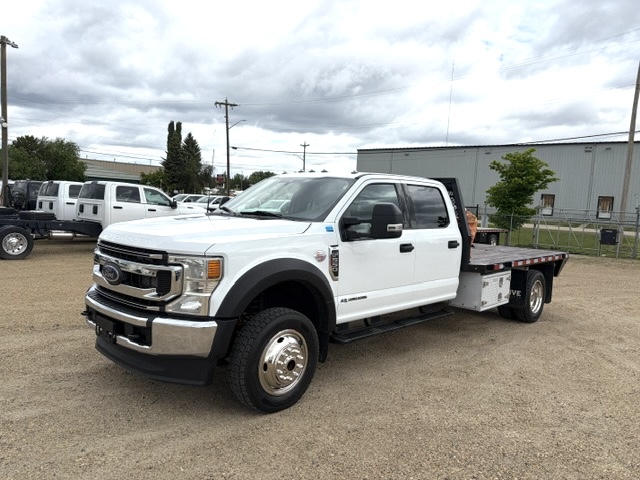 2022 Ford F-550 XLT 4x4 Deck Truck